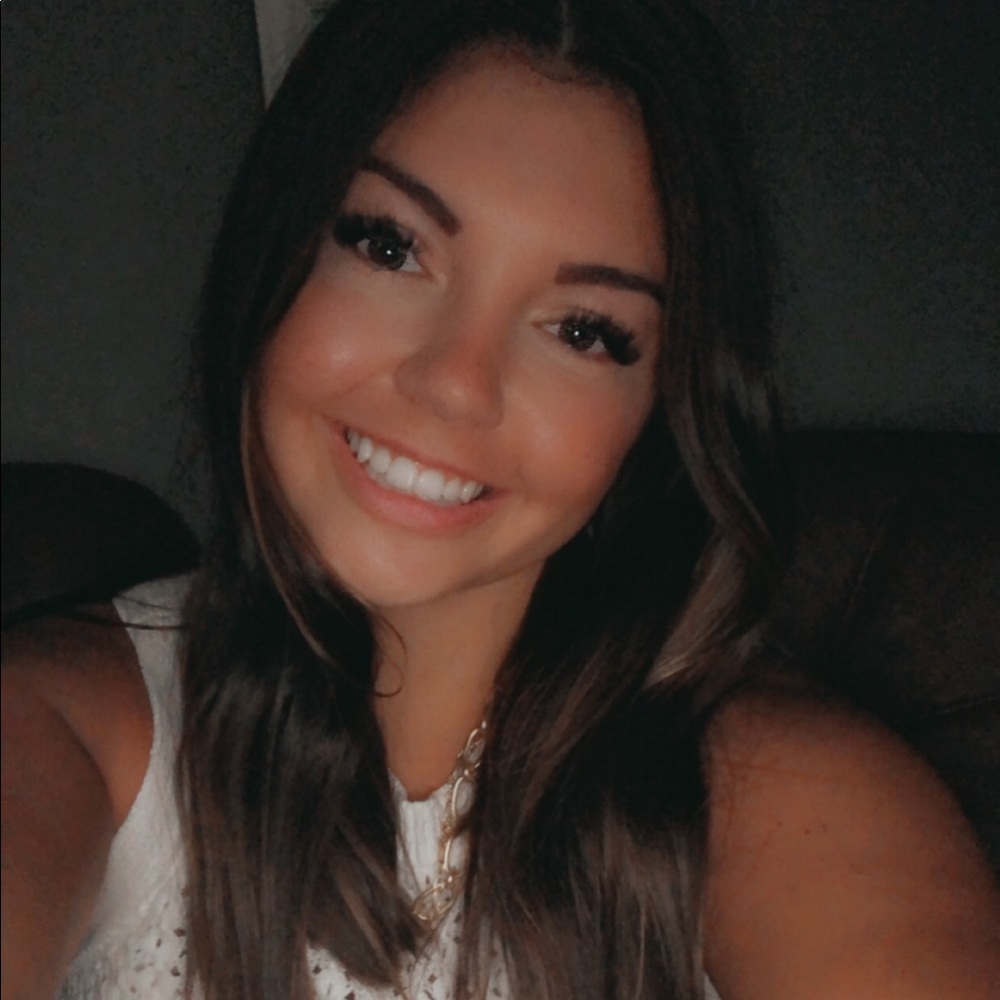 Meet your Posher, Erica